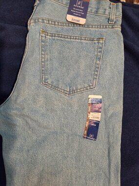 George Men's Regular Fit Straight Leg Jeans 34x29 NWT Light Wash Denim